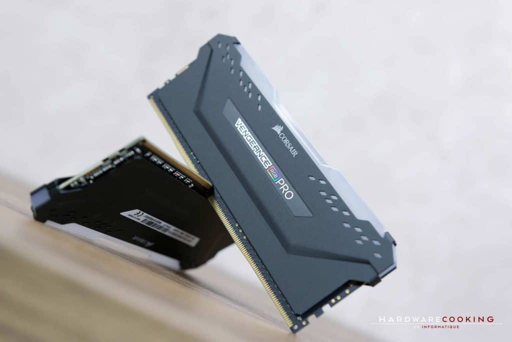 Test mémoire Corsair Vengeance RGB PRO DDR4 2 x 8 Go 3200MHz CAS 16
