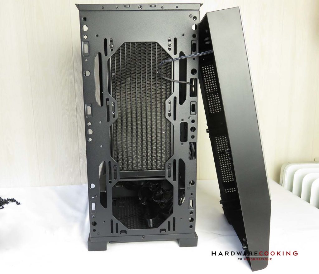 Thermaltake H550 TG ARGB radiateur avant