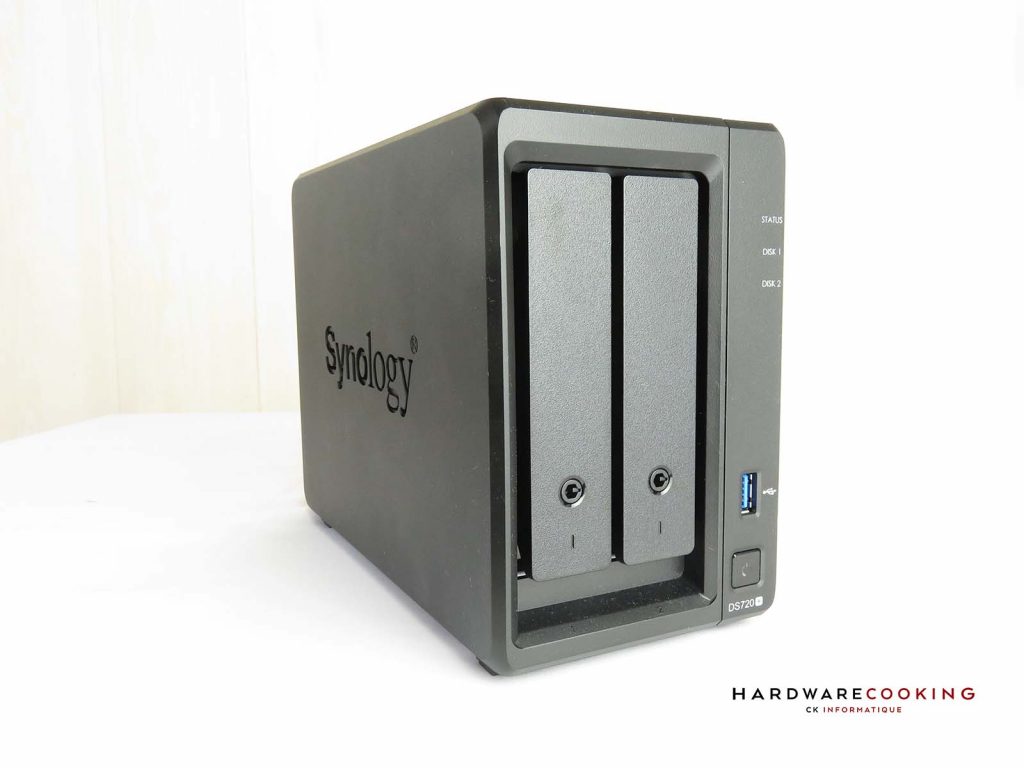 NAS Synology DS720+ face