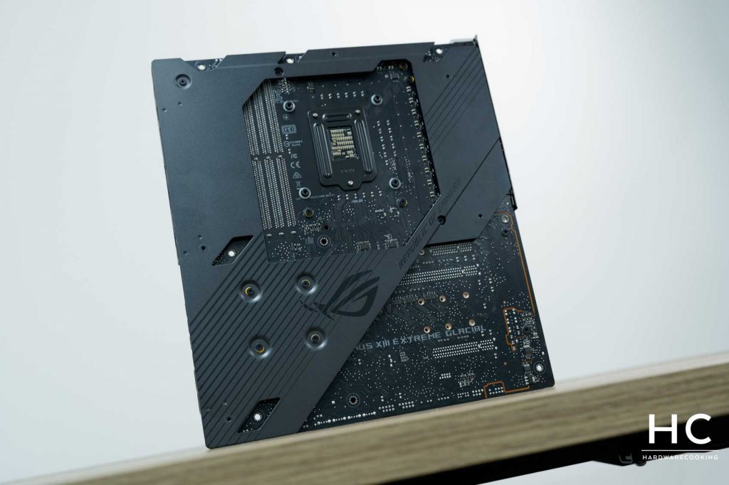 Backplate ASUS ROG MAXIMUS XIII Extreme Glacial