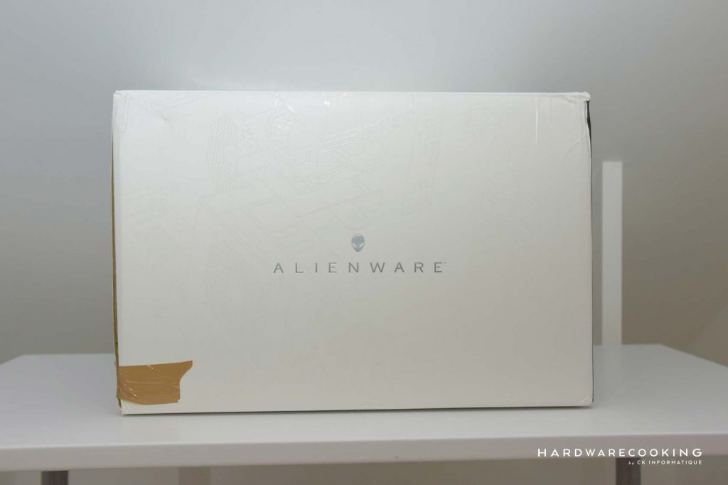 Boîte Alienware Aurora R10 Ryzen Edition