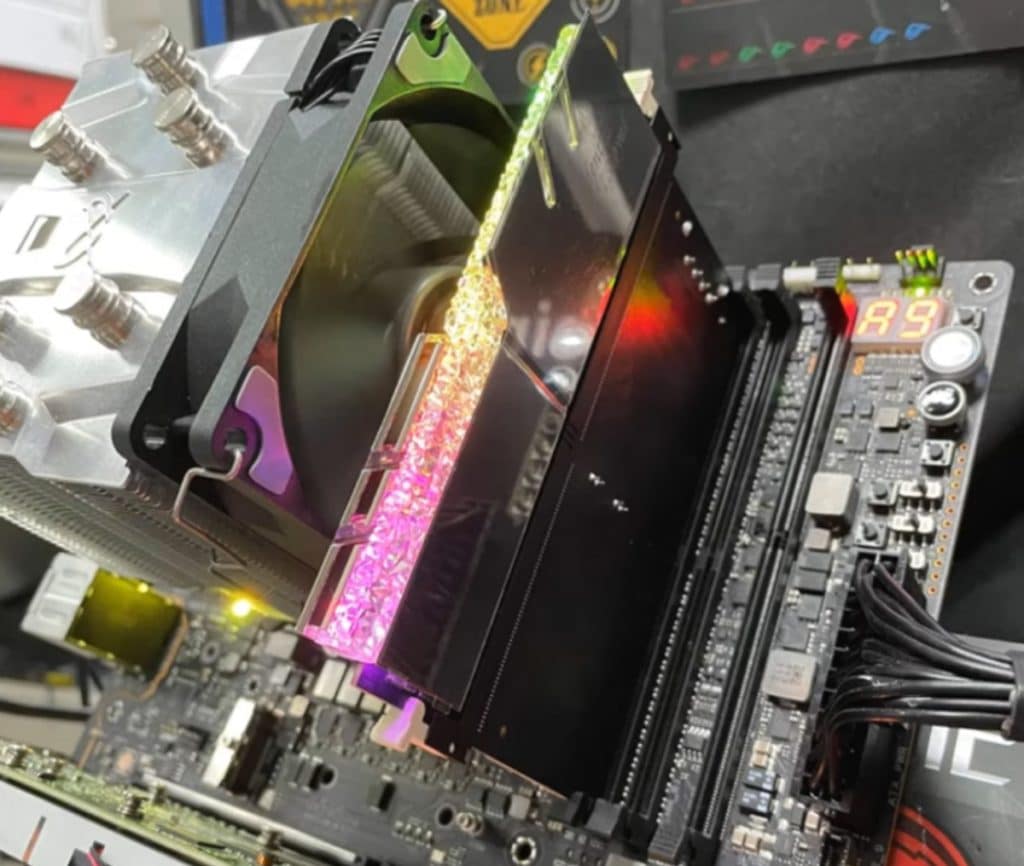 ASUS présente une interface DDR5 vers DDR4 sur la carte mère ASUS ROG MAXIMUS Z690 APEX