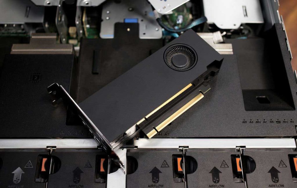 GRAID SupremeRAID SR-1010 : un SSD à 110 000 Mo/s basé sur un GPU