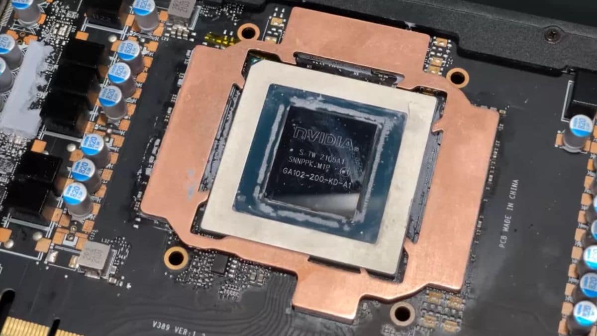 RTX 3000: copper plates to effectively cool the memory