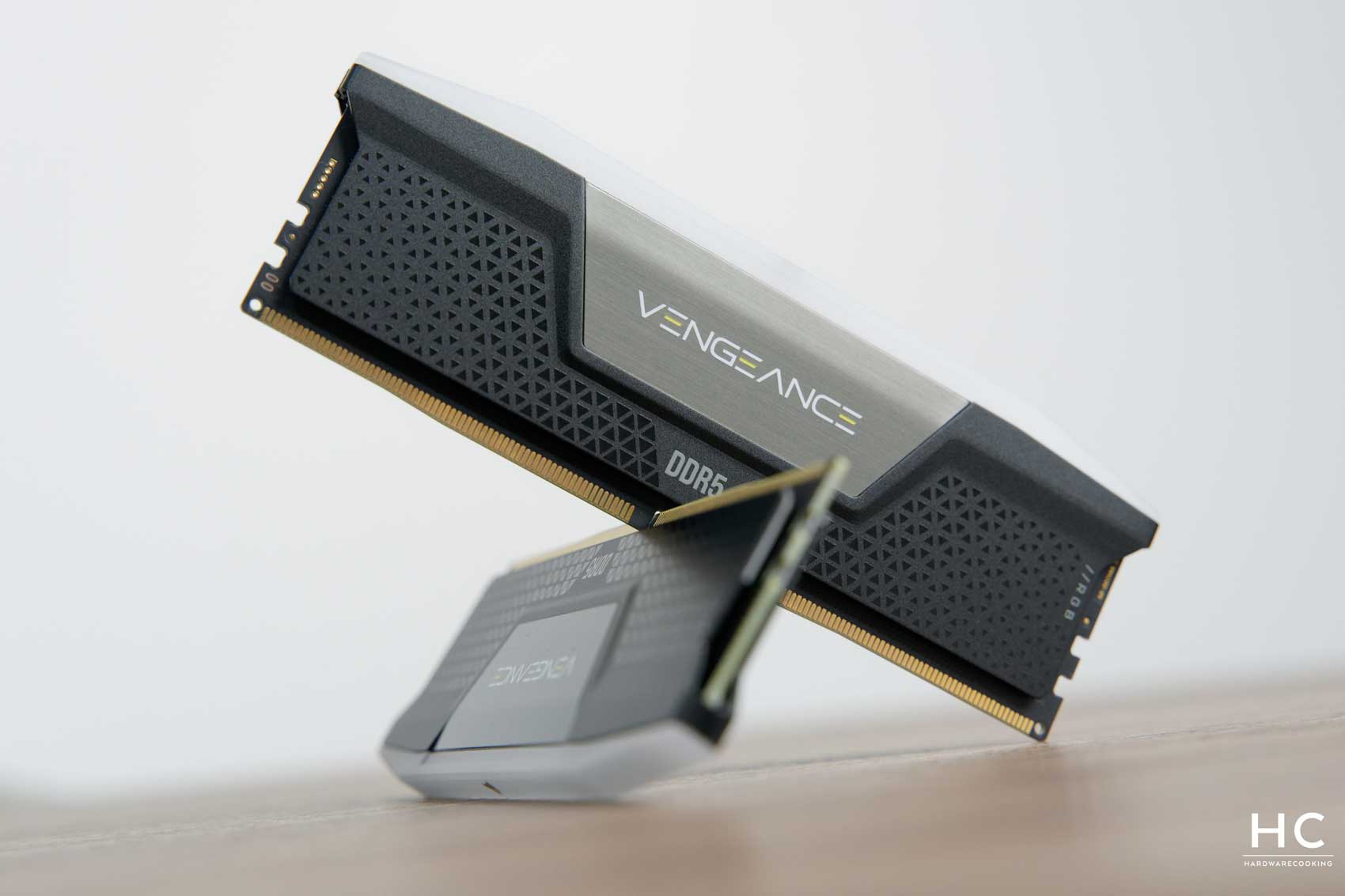 Corsair VENGEANCE DDR5 Black (2x16Go) DDR5 6400 - Mémoire PC