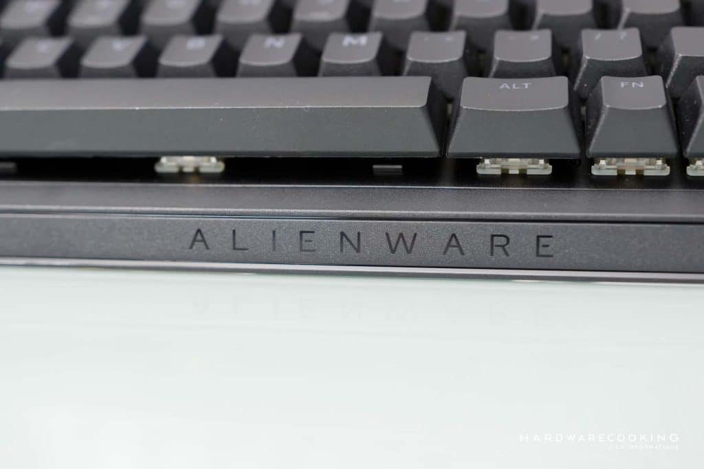 Test Alienware AW420K