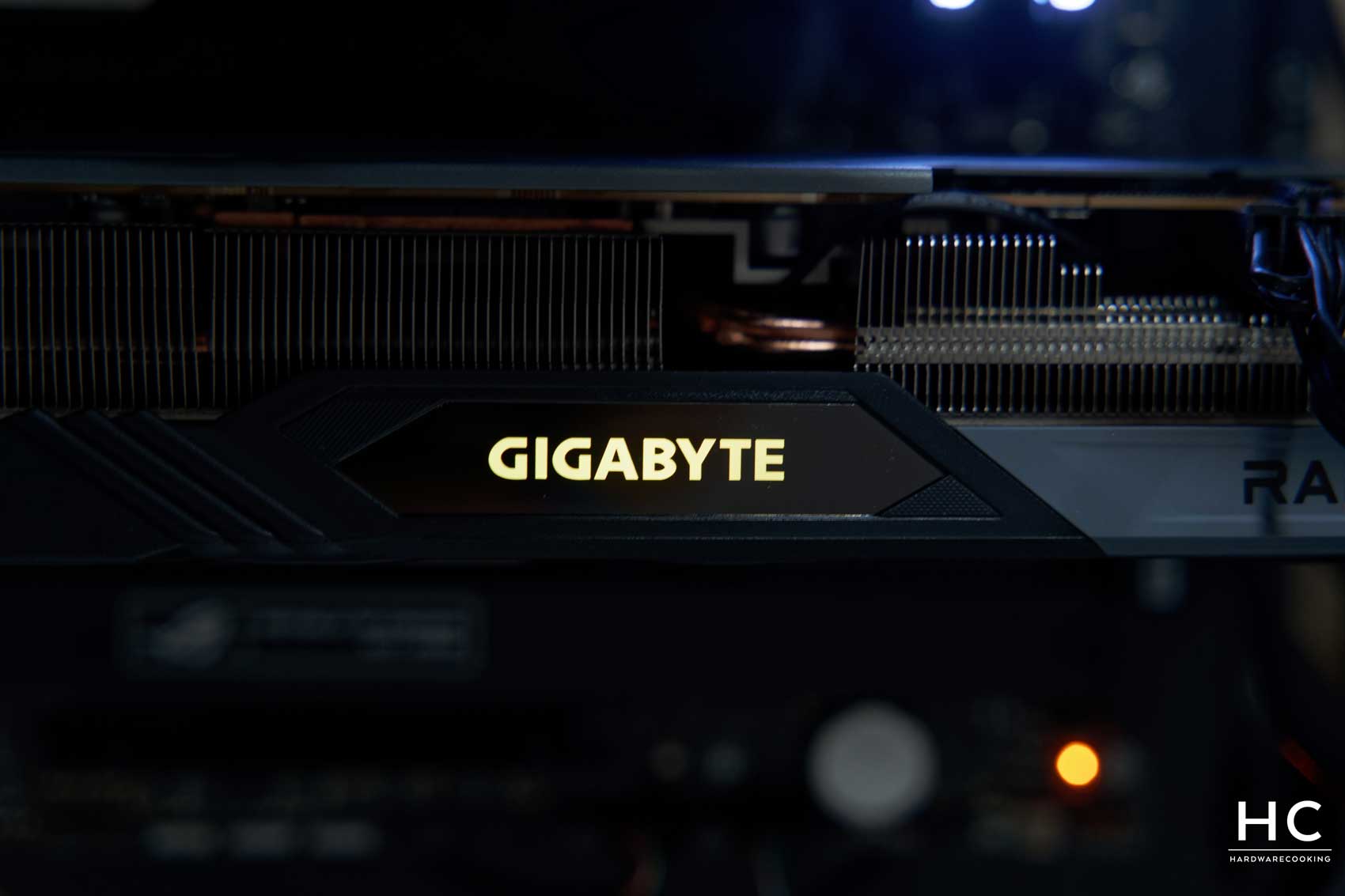 Gigabyte Radeon RX 7800 XT GAMING OC 16G - Carte graphique - LDLC