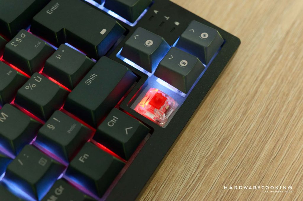 Test CORSAIR K65 PLUS WIRELESS