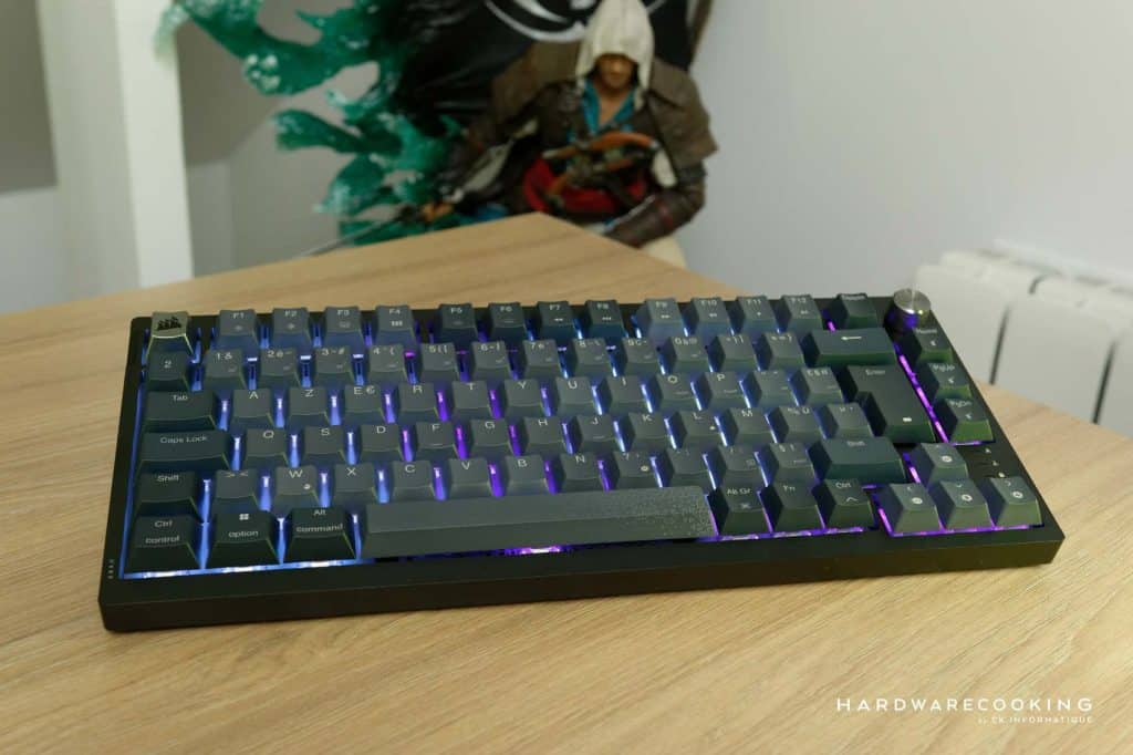 Test CORSAIR K65 PLUS WIRELESS